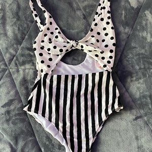 older girl bathing suit